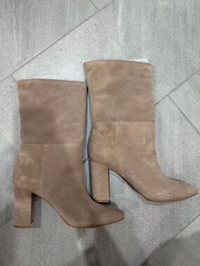 Suede Mid-Calf Block Heel Boots - Taupe